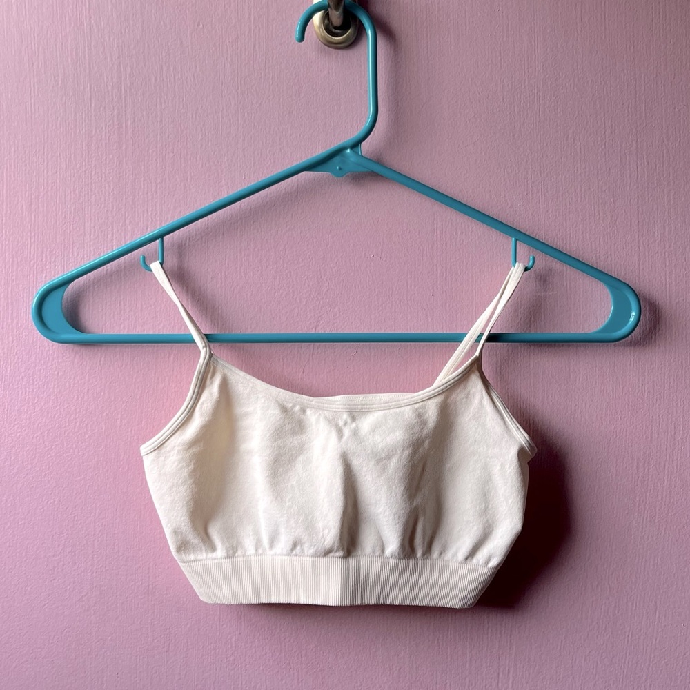 🆕Girls Sports Bra Stretchy Under Shirt Cami